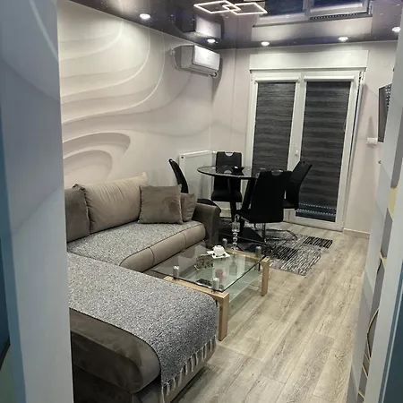 Διαμέρισμα Maksim *